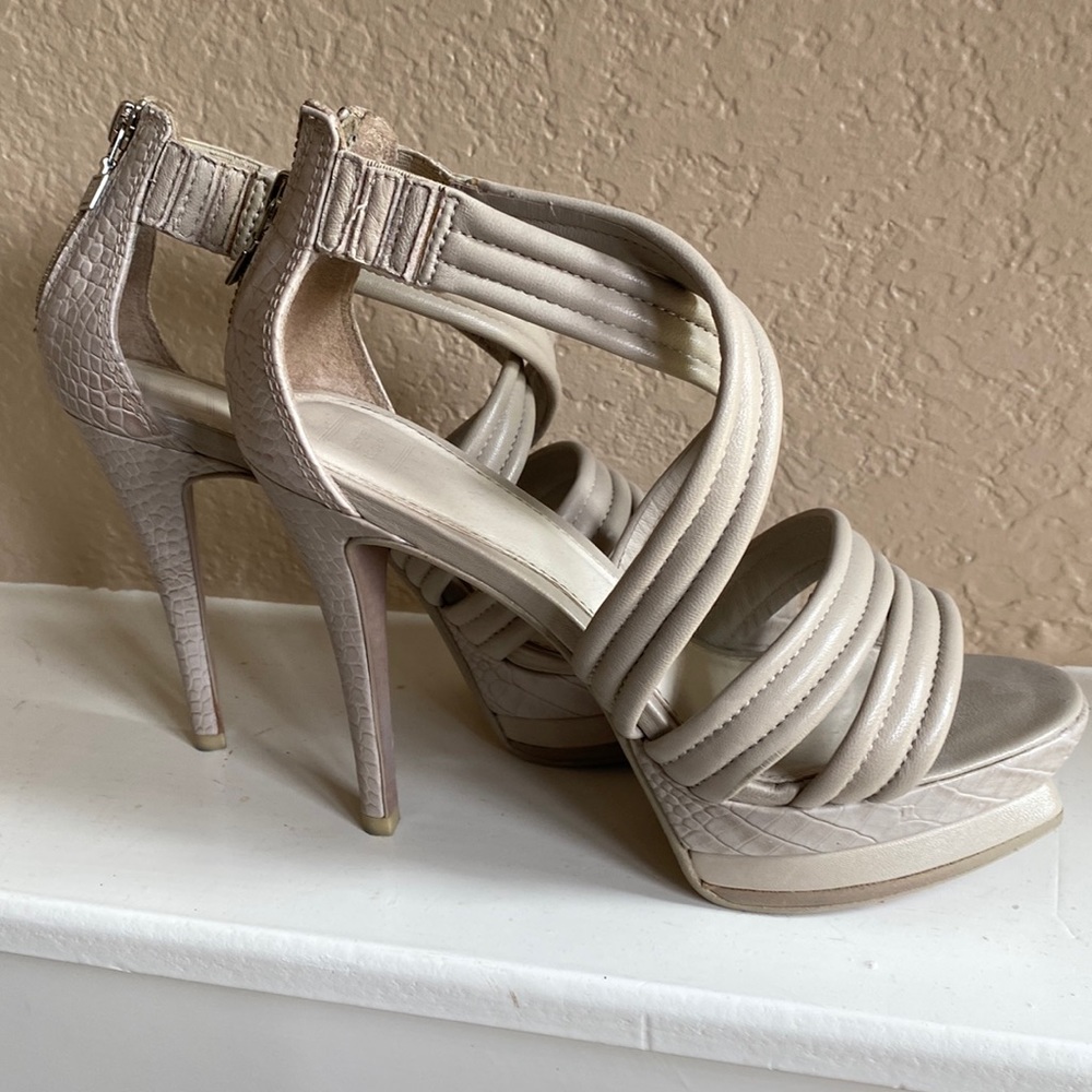 Gorgeous Herve Leger sandals